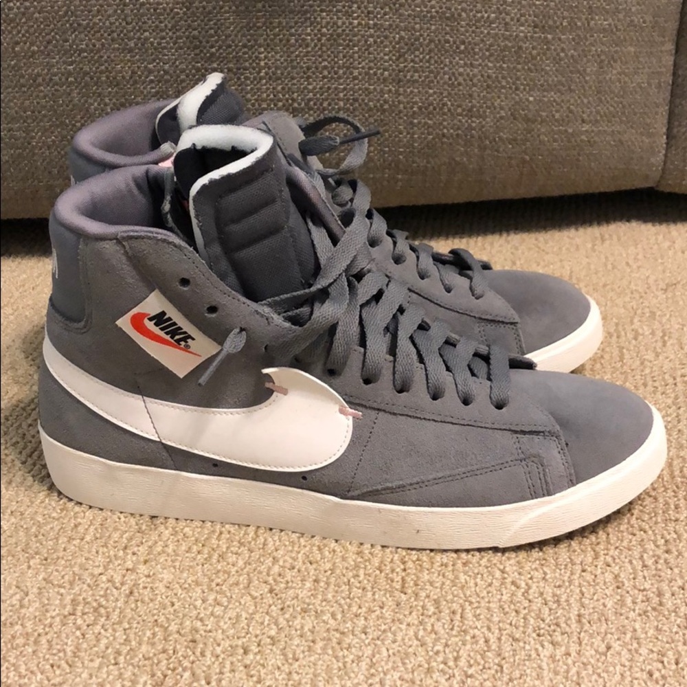 Grey Nike Blazer Mid Shoes
